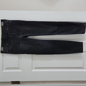 NWOT Liverpool Elizabeth Super Skinny Jeans